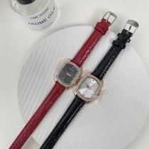 韓版休閒皮革方型氣質手錶